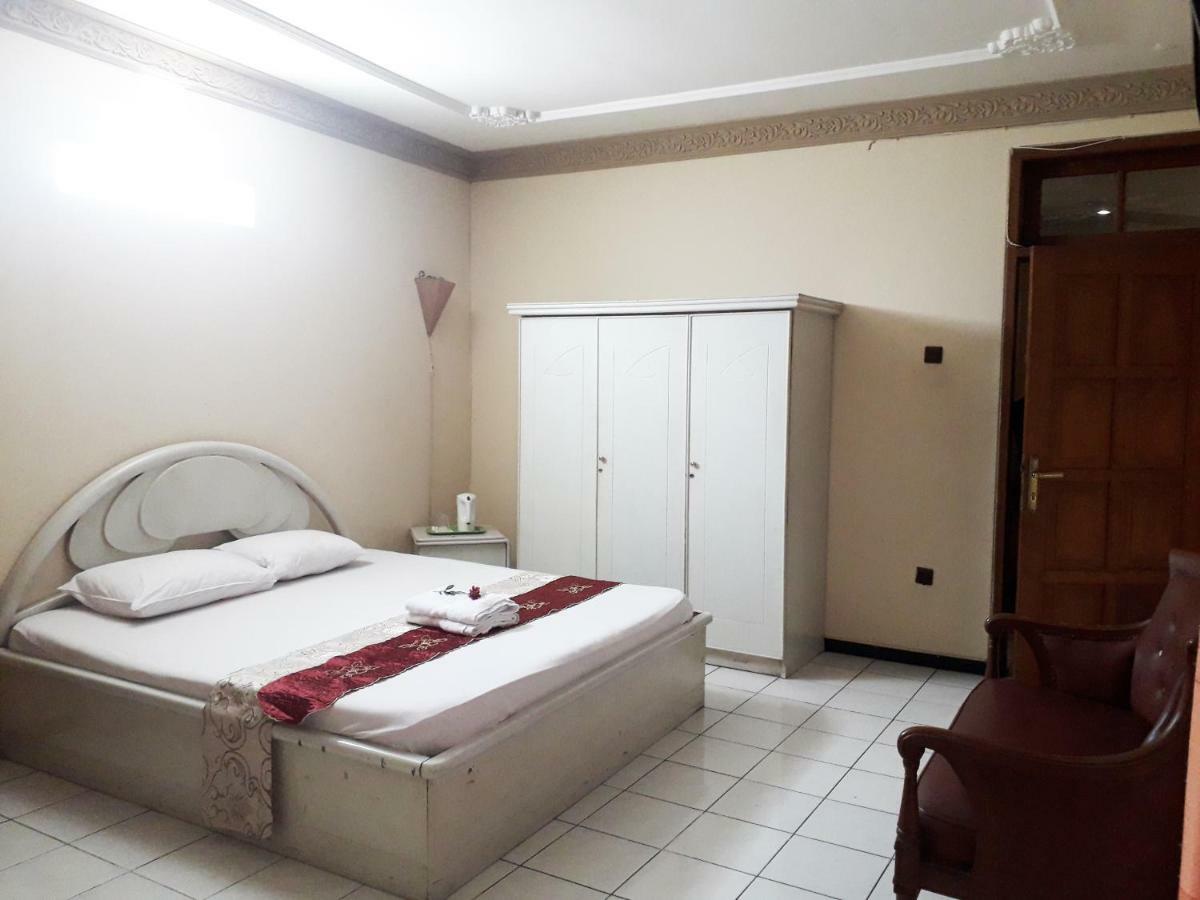 Vidi 1 Hotel Jogjakarta Kejayan Exteriör bild
