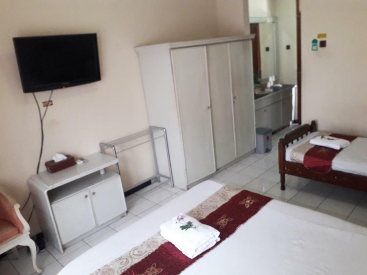 Vidi 1 Hotel Jogjakarta Kejayan Exteriör bild